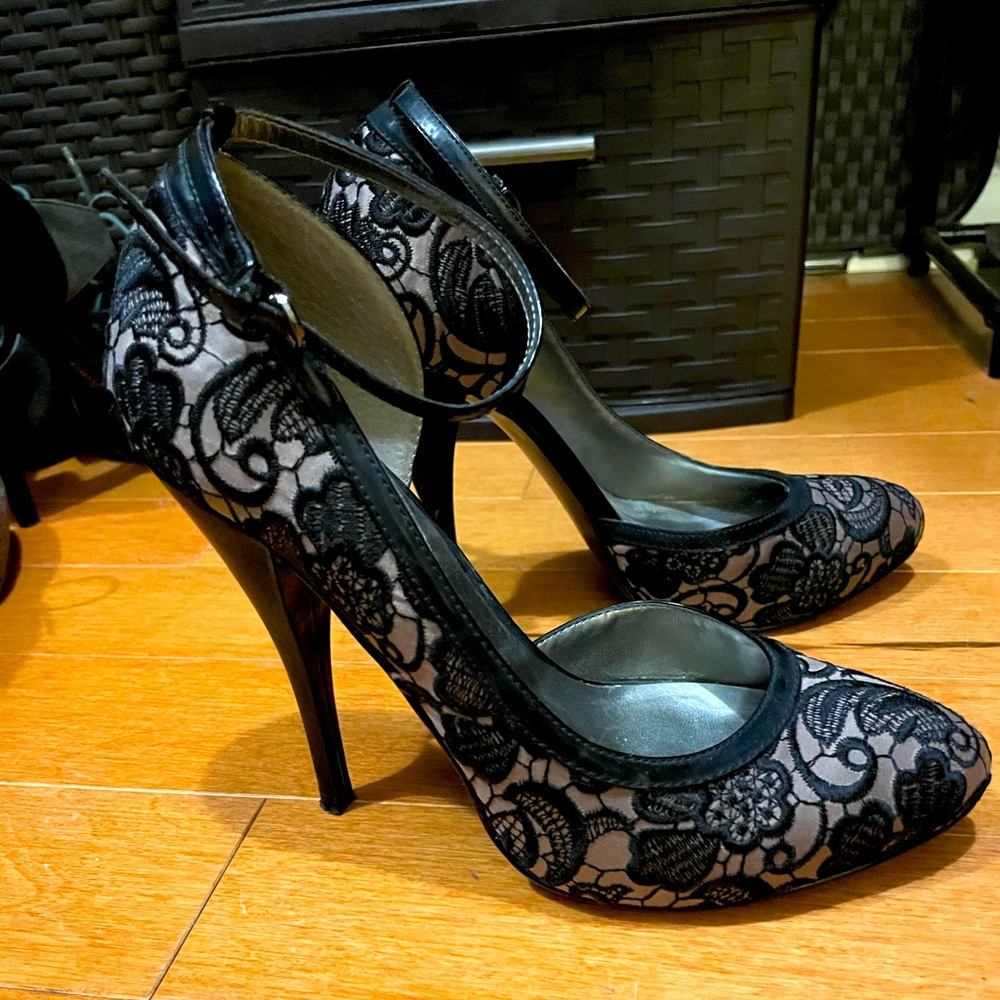 Lacy ankle strap pump.  Black and taupe.